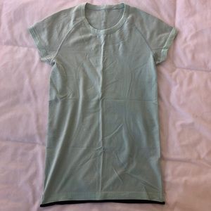 Lululemon Swiftly Tech Short Sleeve 2.0 Race